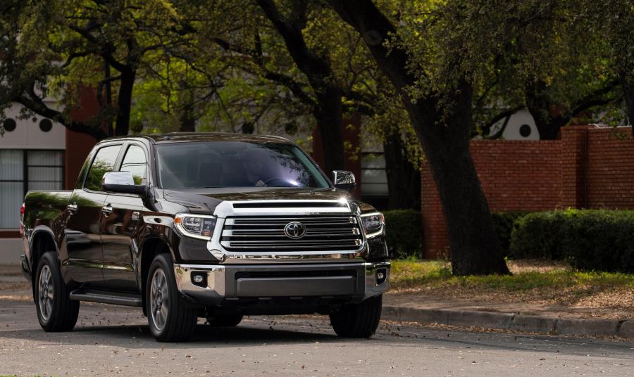 Toyota Tundra 1794 Edition CrewMax 2017 года  (фото 4 из 22)